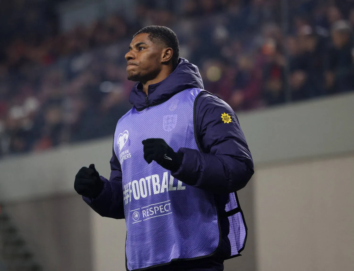 هانزي فليك يشيد بانتقال راشفورد ويؤكد جاهزيته لمواجهة تشيلسي