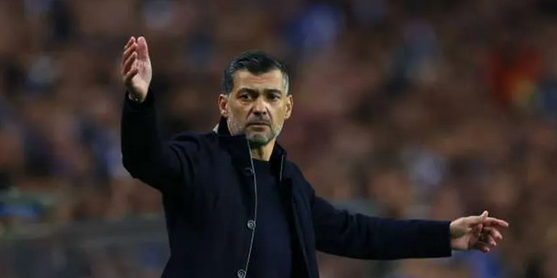 الاتحاد يكشف أسباب التعاقد مع المدرب سيرجيو كونسيساو