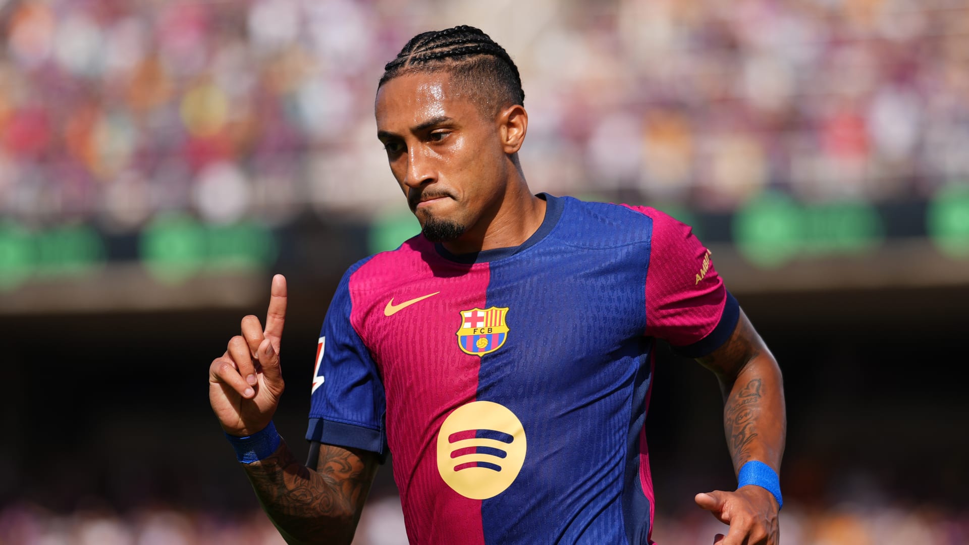 رافينيا يعرب عن سعادته بالعودة للملاعب بعد غياب طويل بسبب الإصابة