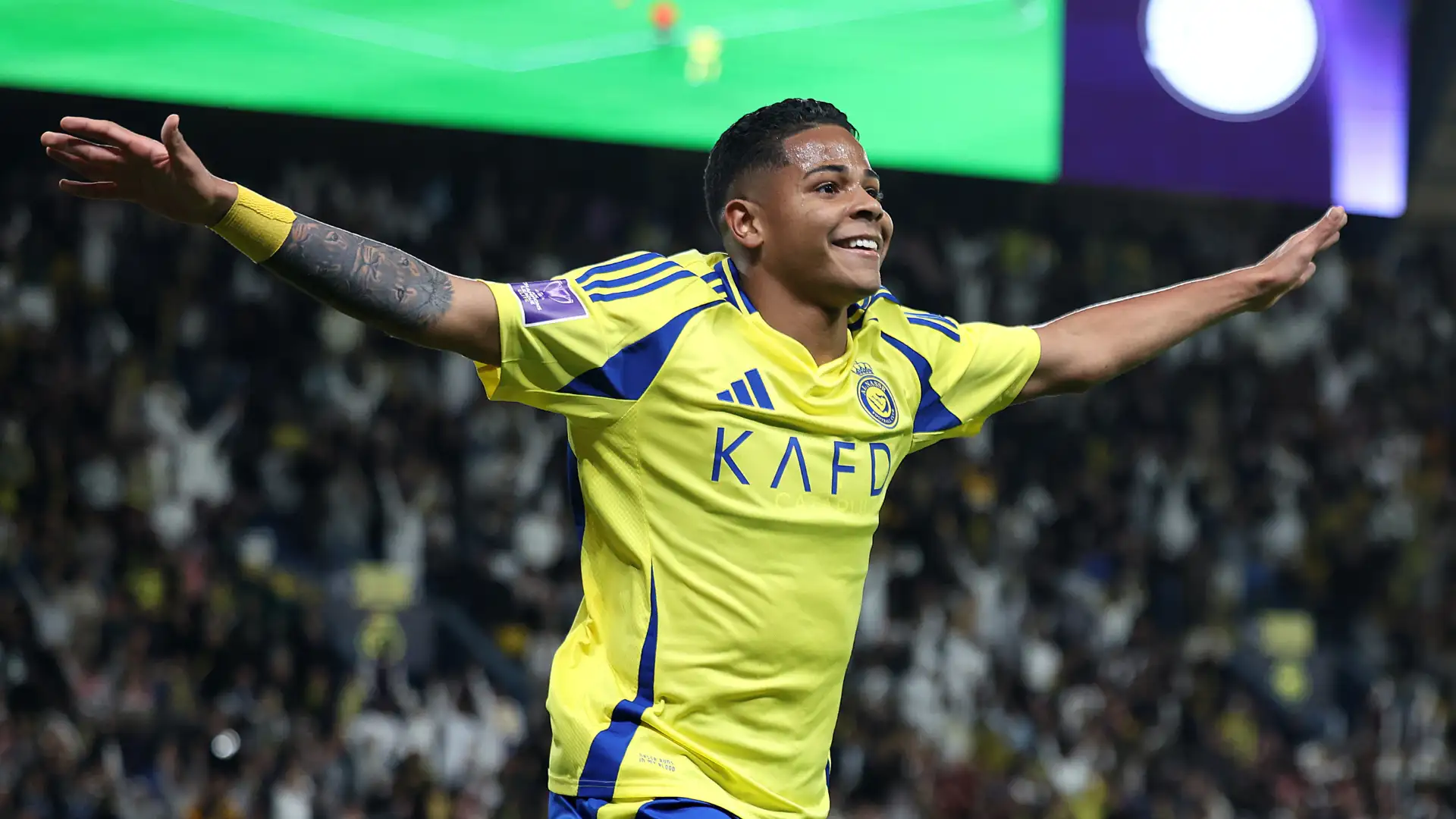 الهزاع ينتقد إشراك ويسلي تيكسيرا مع النصر