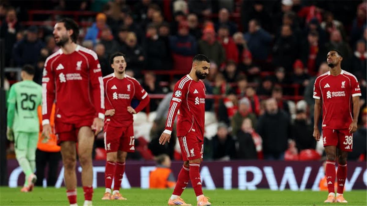 ليفربول يواجه صدمة جديدة مع سلوت بعد أرقام سلبية غير مسبوقة على ملعبه