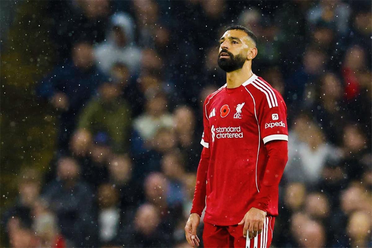 ليفربول يواجه وست هام وسط ترقب لجاهزية محمد صلاح