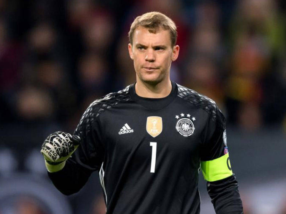 نوير تحت المجهر بعد سقوط بايرن أمام أرسنال للمرة الأولى هذا الموسم