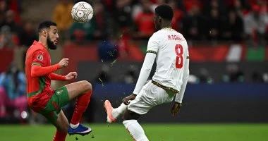 المغرب يتعادل مع مالي في أمم إفريقيا ويتصدر المجموعة برصيد 4 نقاط