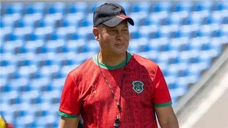 مدرب زيمبابوي يعترف بقوة مصر ويؤكد: جئنا للمنافسة لا للمشاركة