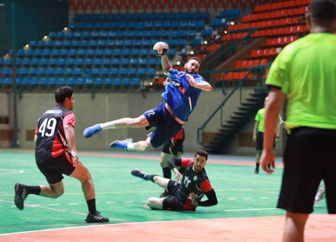 الأهلي يواجه طلائع الجيش والزمالك يلتقي الأوليمبي في دوري كرة اليد