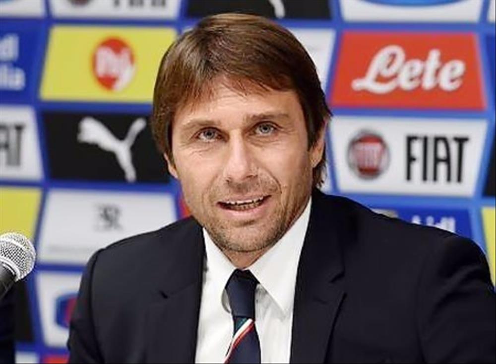 أنطونيو كونتي يعلن تشكيل نابولي الرسمي لمواجهة يوفنتوس في الدوري الإيطالي