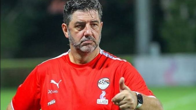 شوبير يكشف تفاصيل اتفاق اتحاد الكرة مع فيتوريا بعد كأس أمم إفريقيا 2023