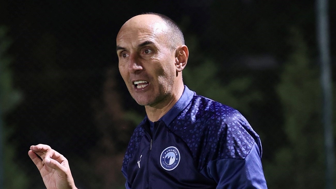 كرونسلاف يورتشيتش يعلن تشكيلة بيراميدز لمواجهة كهرباء الإسماعيلية في الدوري المصري