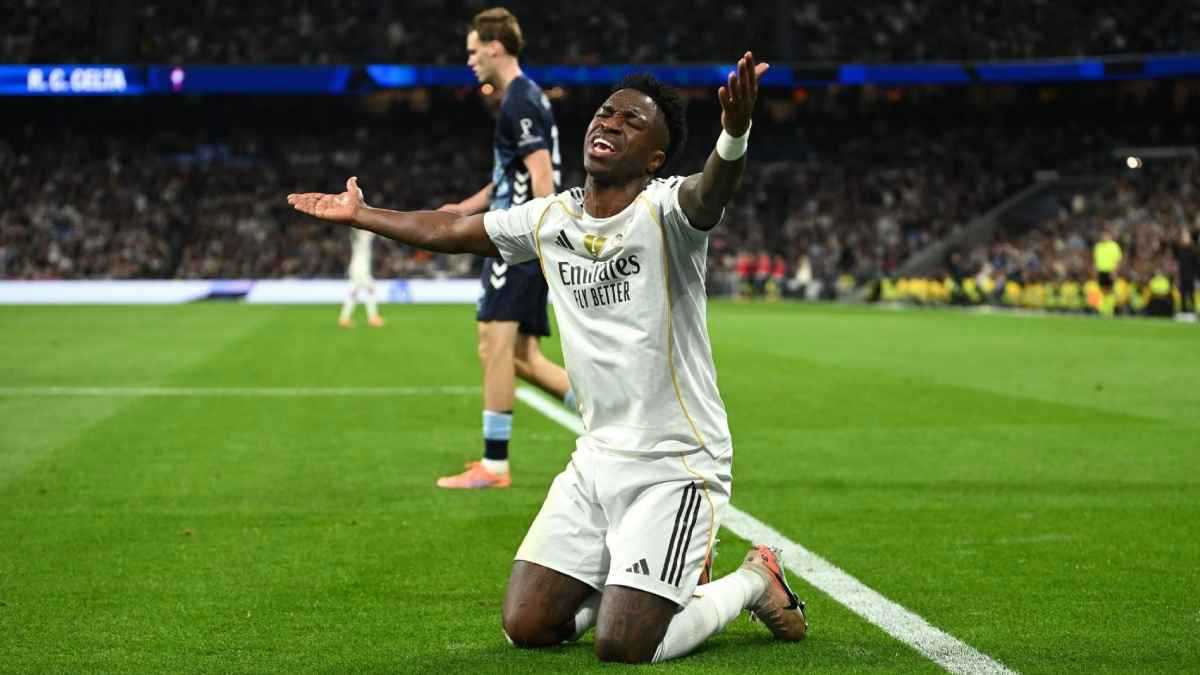 فينيسيوس جونيور يقلب ليلة صعبة في مواجهة ريال مدريد وألافيس بهدف ومعنويات عالية