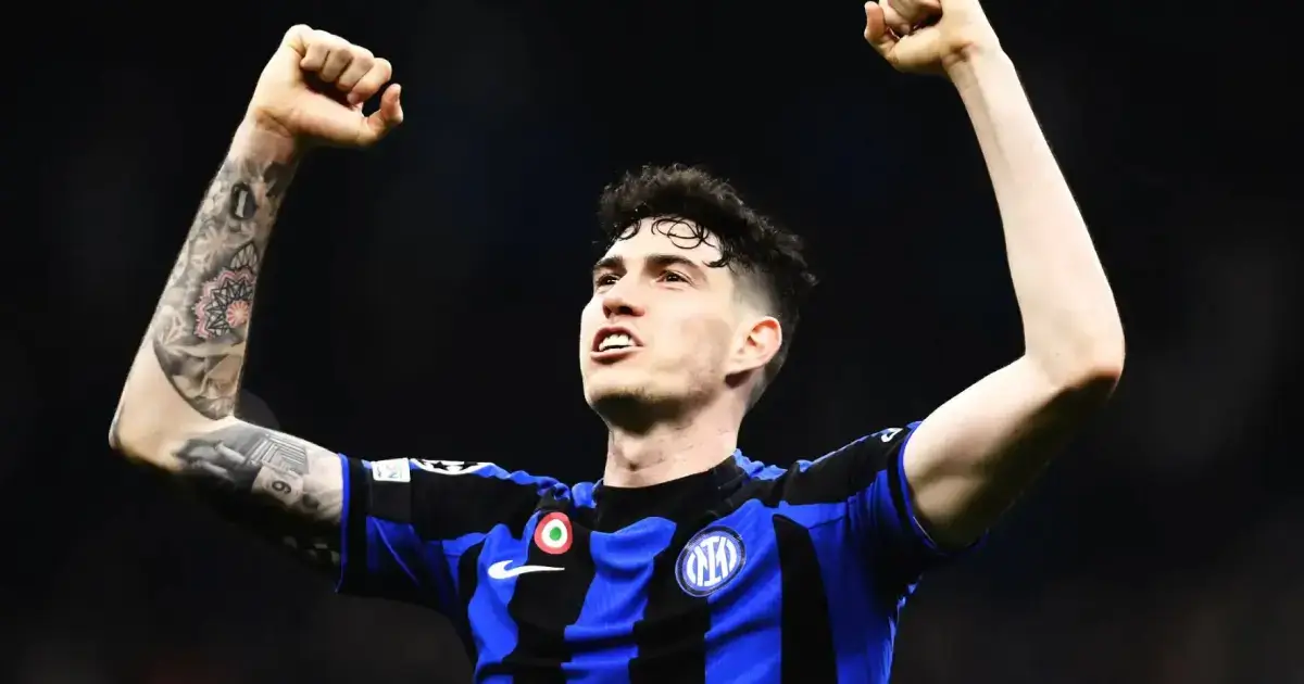 أليساندرو باستوني يعلق على ارتباط اسمه ببرشلونة ويؤكد سعادته في إنتر ميلان