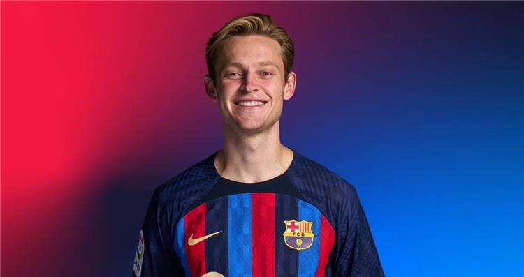 فرينكي دي يونغ وأهمية دوره في خطط هانزي فليك مع برشلونة