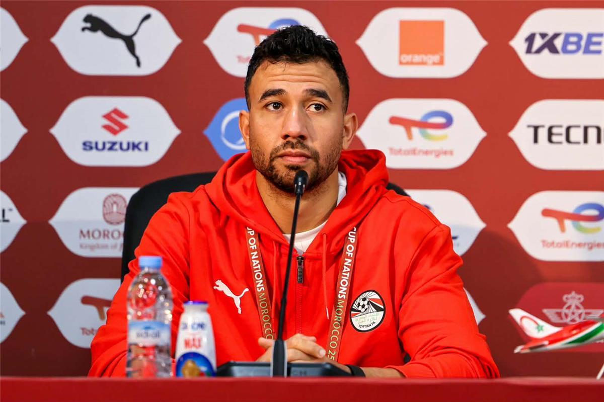 تريزيجيه يؤكد جاهزيته لمواجهة أنجولا ويشيد بحسام حسن