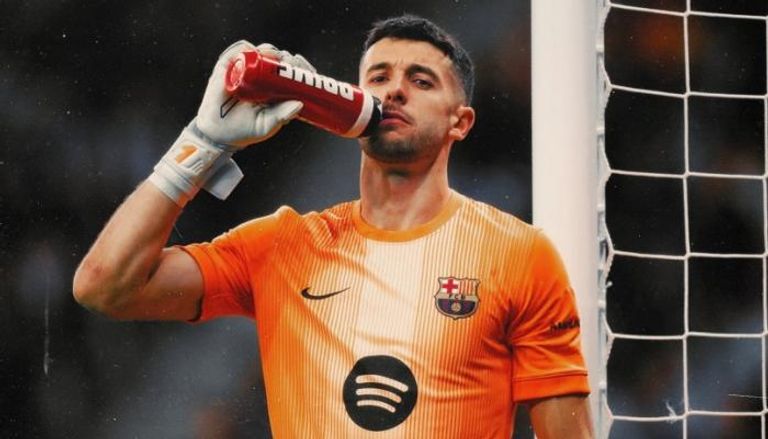 خوان غارسيا يتألق في الديربي ويؤكد جدارته بين الأهداف