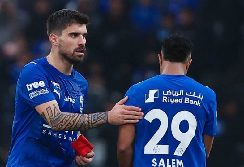 الهلال يبدأ برامج التعافي لسالم الدوسري وروبن نيفيز قبل ديربي النصر