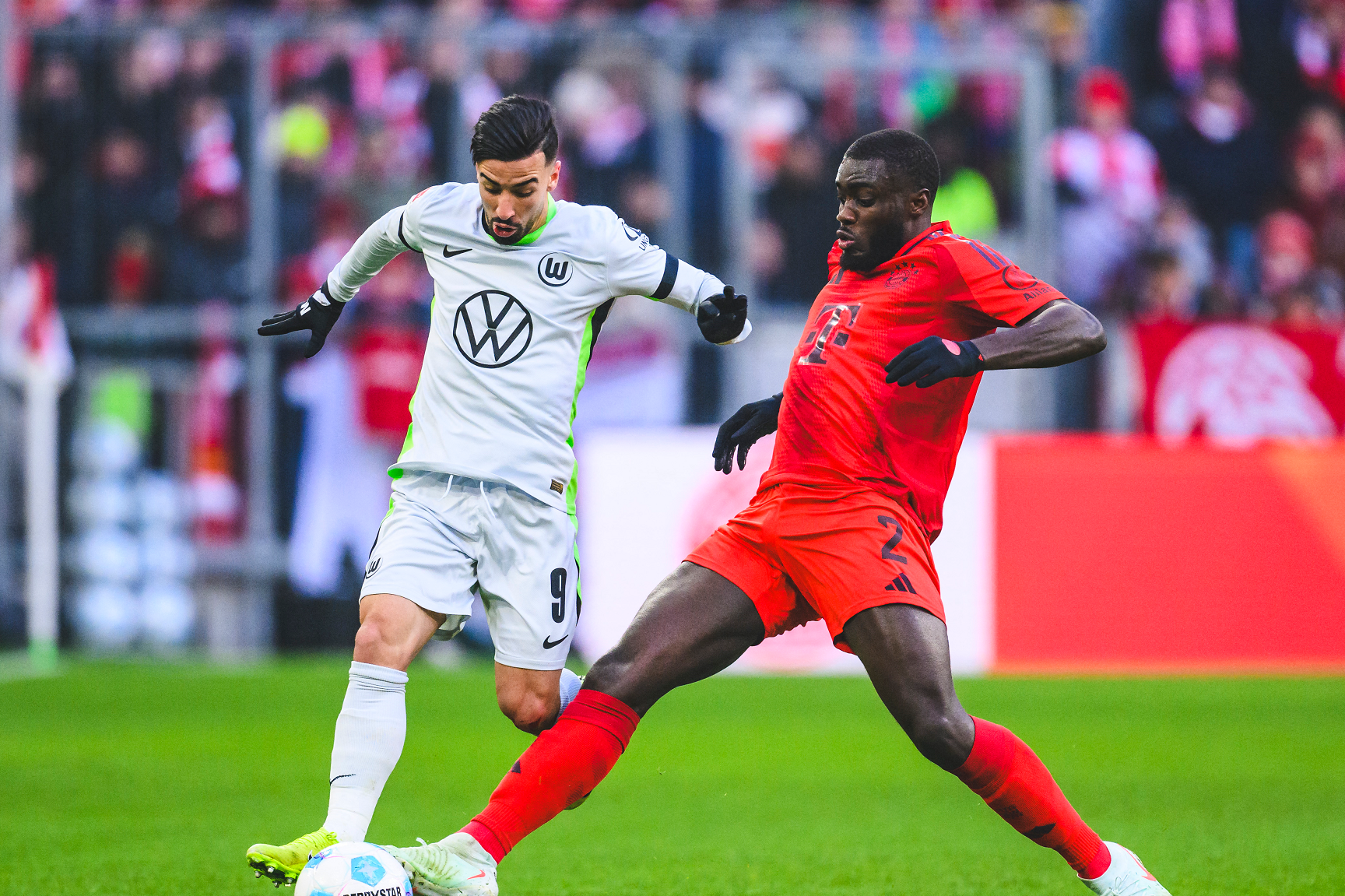 بايرن ميونيخ يستأنف البوندسليغا بمواجهة فولفسبورج بحثًا عن مواصلة الهيمنة