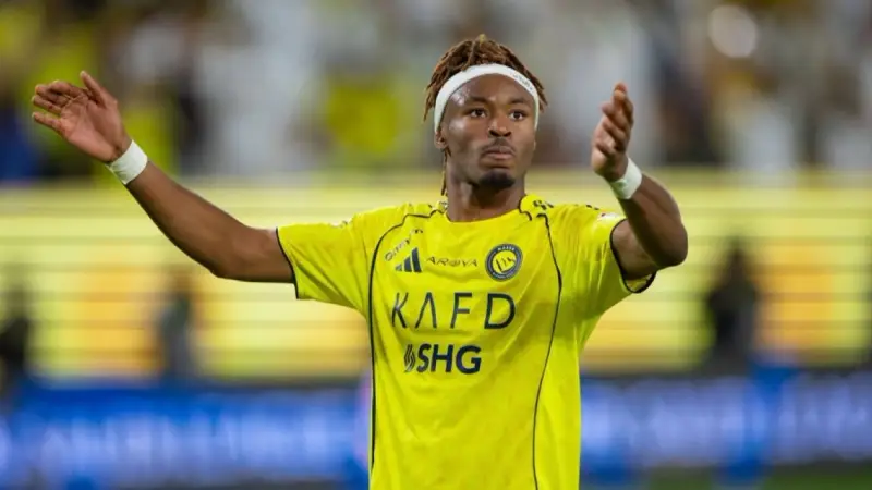 سيماكان يشارك جزئيا في تدريبات النصر قبل القادسية وجيسوس يدرس إراحته