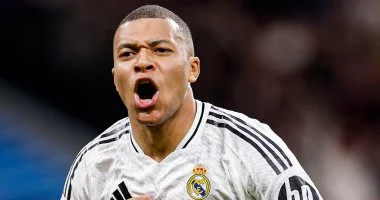 شكوك حول مشاركة مبابي أمام أتلتيكو مدريد بسبب إصابة في الركبة