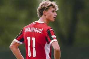 أياكس يضم ماكسيميليان إبراهيموفيتش على سبيل الإعارة من ميلان