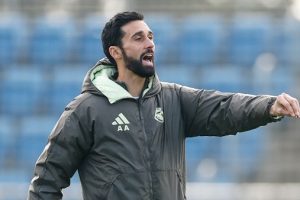 اربيلوا يبدأ مهمته مع ريال مدريد بعد رحيل تشابي الونسو