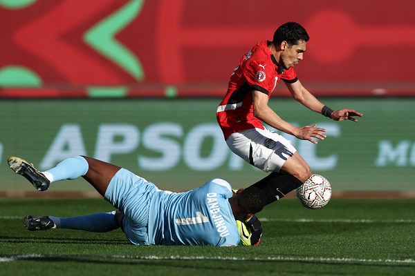 محمد حمدي يوجه رسالة للجماهير بعد إصابته بالرباط الصليبي مع منتخب مصر