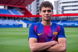 برشلونة يضم حمزة عبد الكريم إعارة من الأهلي مع أحقية الشراء