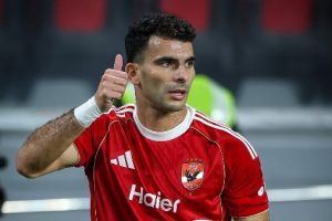 إصابة زيزو تقلق الأهلي أمام البنك الأهلي وتفرض تبديلًا مبكرًا في الدوري